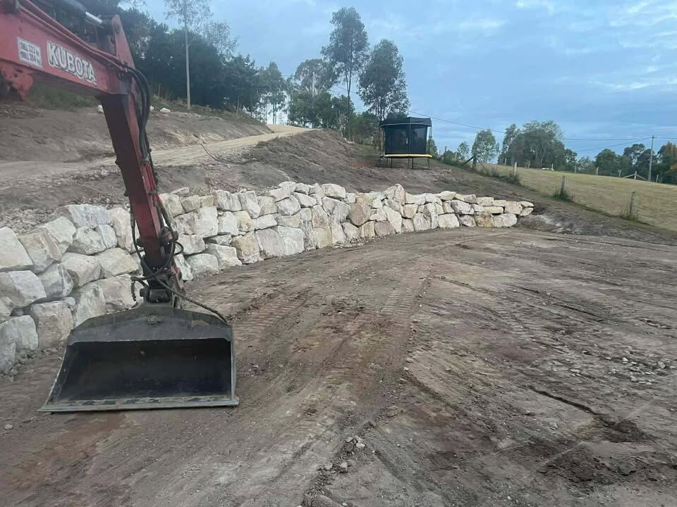 Block retaining wall with stairs